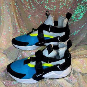 NIKE HUARACHE CITY (GS) BIG KIDS SIZE 7Y